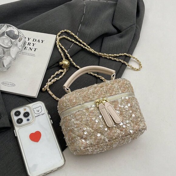 Beige Cute Women's Mini Quilted Chain Crossbody Bucket Bag - Picture 3 of 3